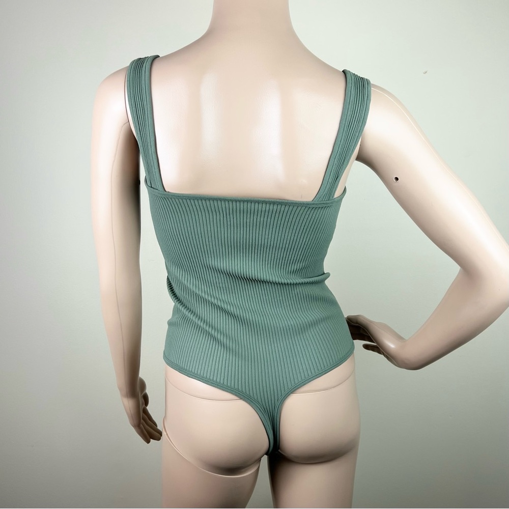 NEW FREE PEOPLE GREEN RIBBED SLEEVELESS BODYSUIT - Picture 5 of 5